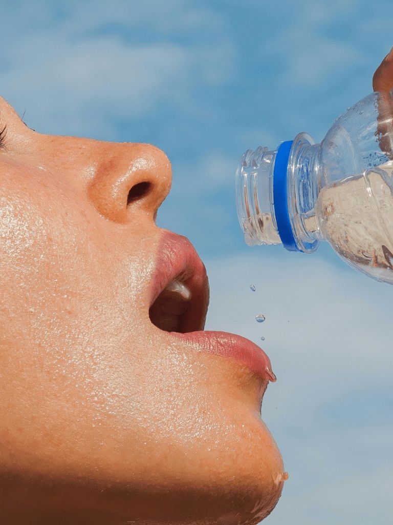 Instagram post: Extreme close-up makes hydration tactile