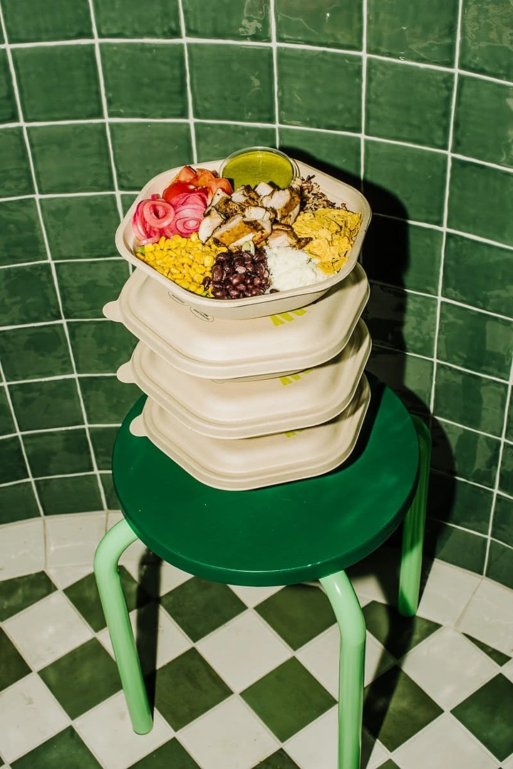 Salad Bars & Healthy Restaurants creative ad: Unexpected stacked-bowl product composition