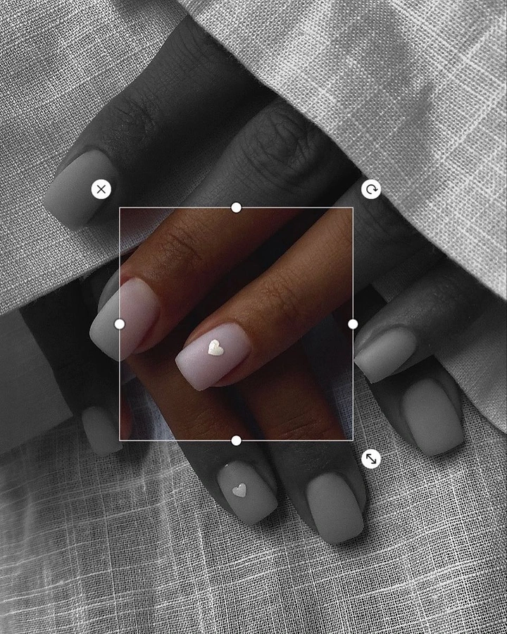 Nail Salons creative ad: Editor crop-box spotlighting one nail