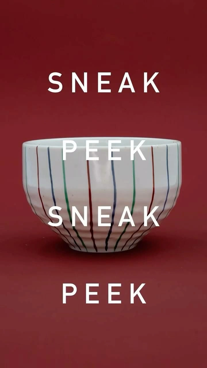 Tableware & Crockery creative ad: SNEAK PEEK pun built into layout