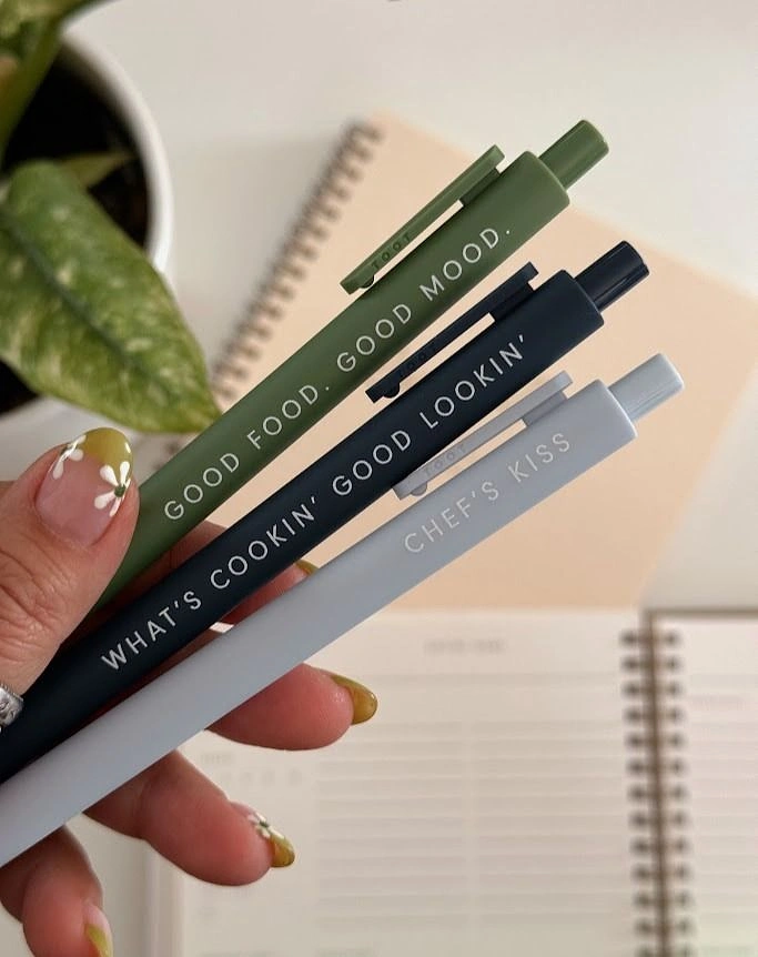 Pens & Writing Instruments creative ad: Playful labels turn pens into personality