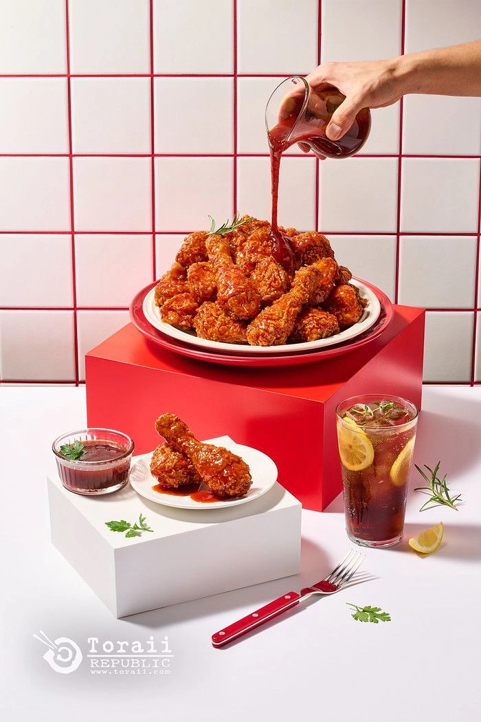 Korean Restaurants creative ad: Chicken elevated as hero centerpiece