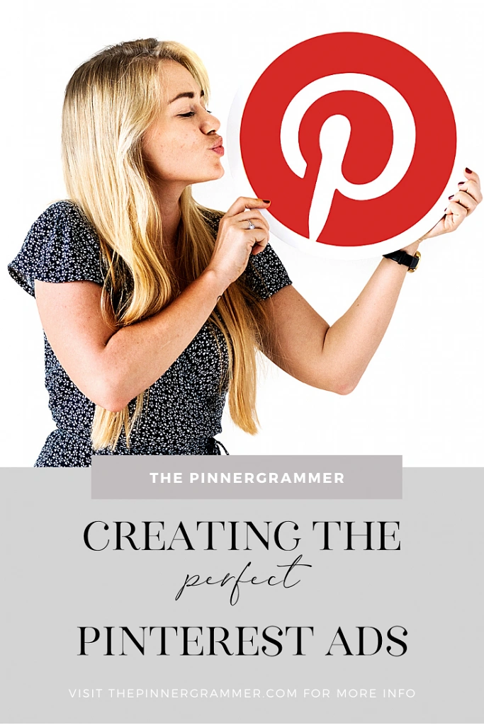 Online Courses & E-learning creative ad: Strong use of physical platform prop.