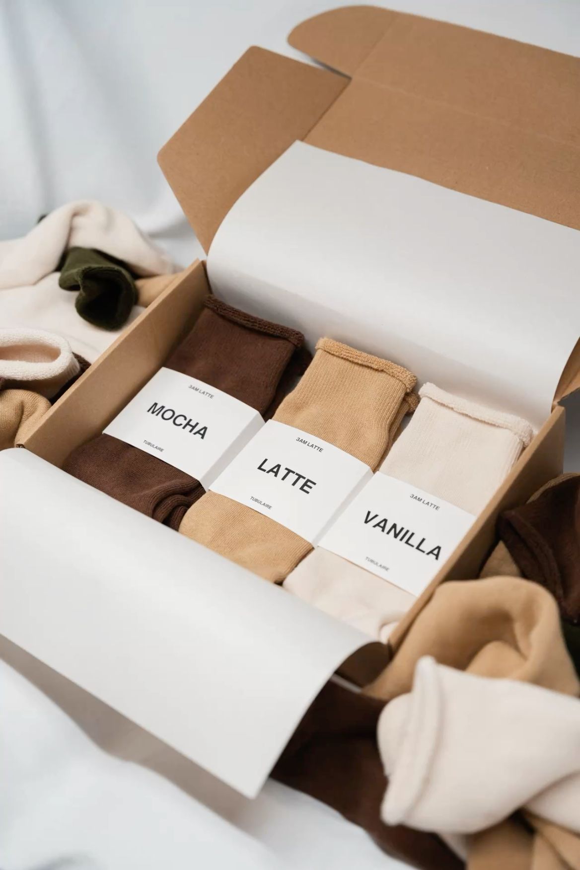 Story: Exceptional gift-box product presentation