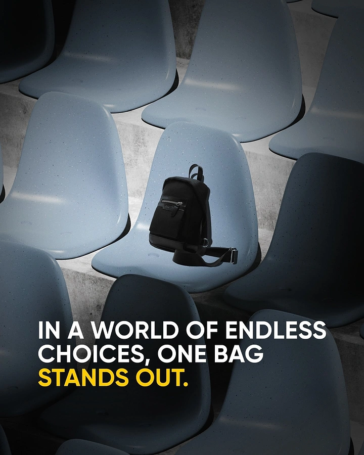 Luggage & Travel Bags creative ad: Lonely bag stands out visually
