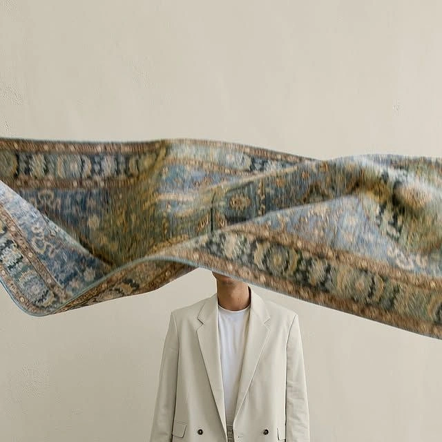 Rugs & Carpets creative ad: Floating rug creates surreal concealment