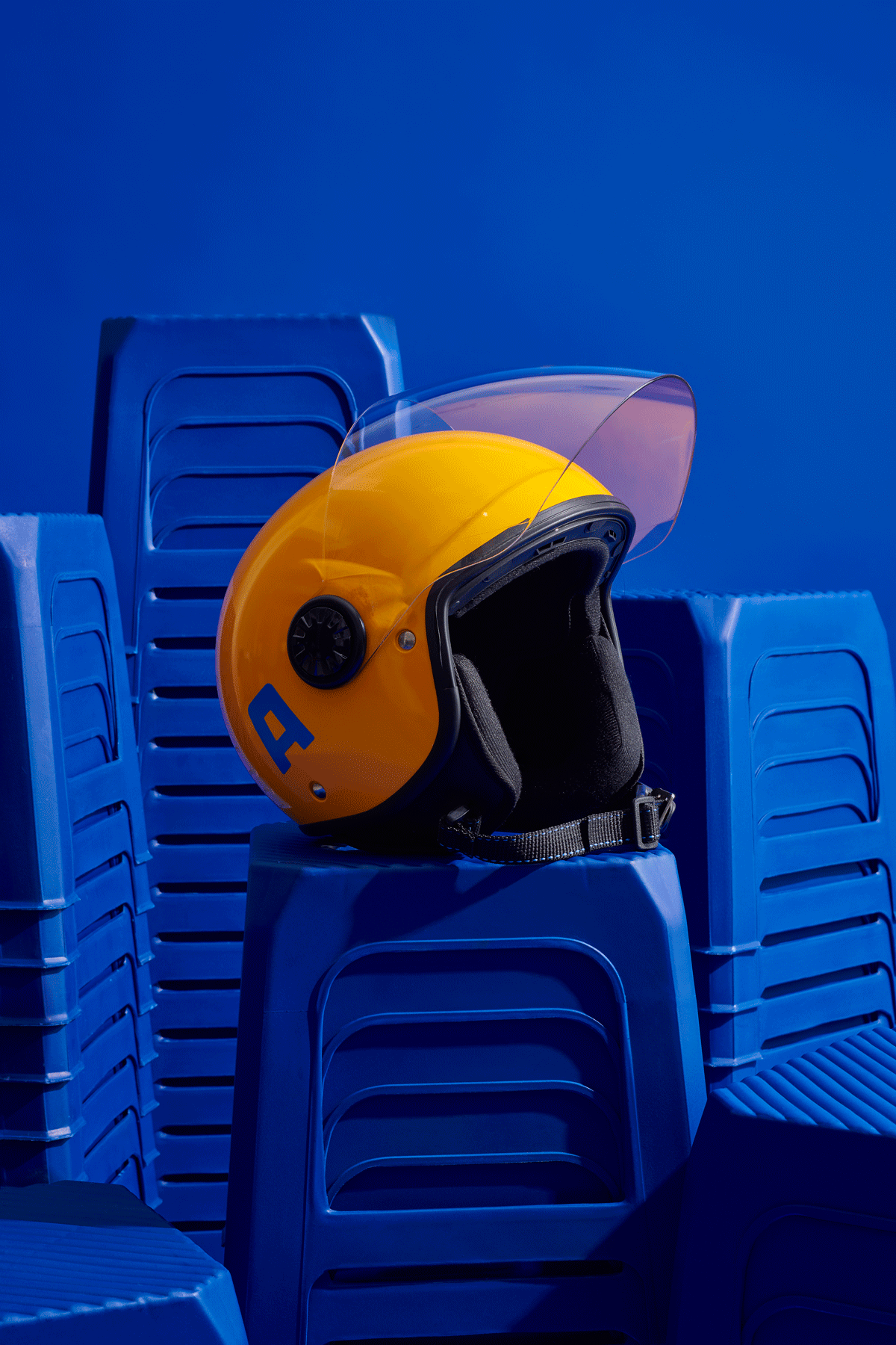 Story: Unexpected sculptural helmet display composition