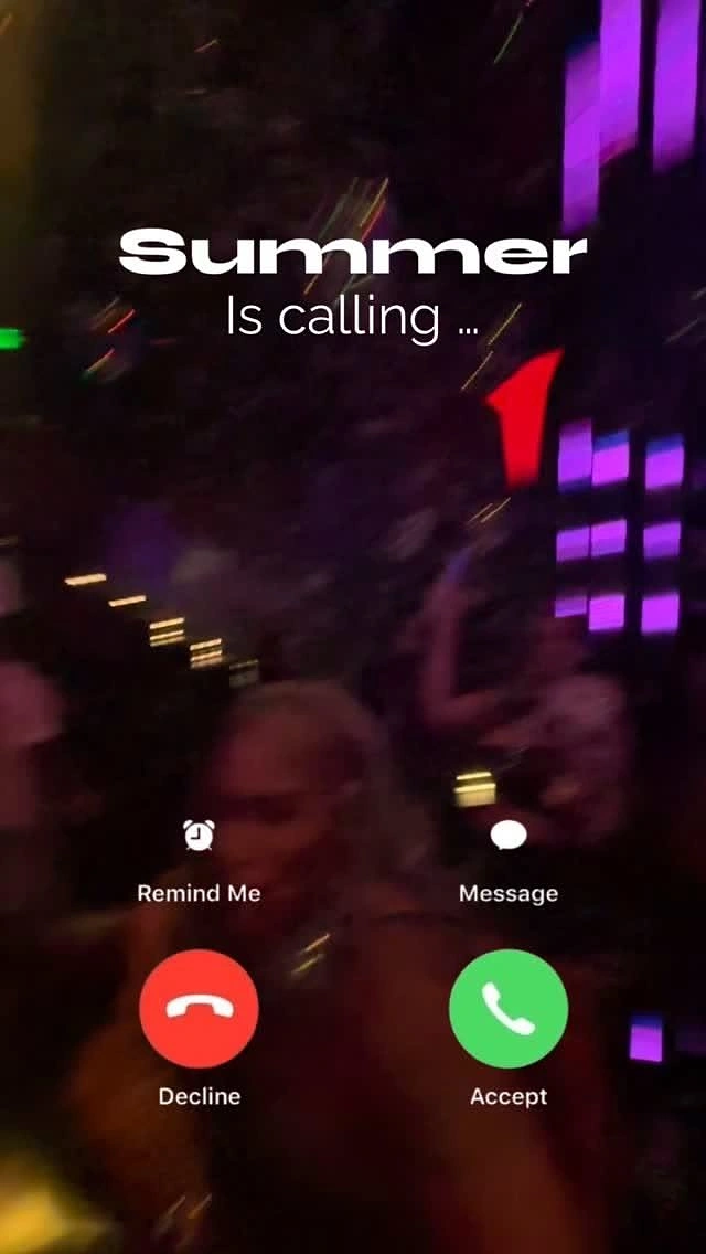 Bars & Pubs creative ad: Summer presented as incoming call