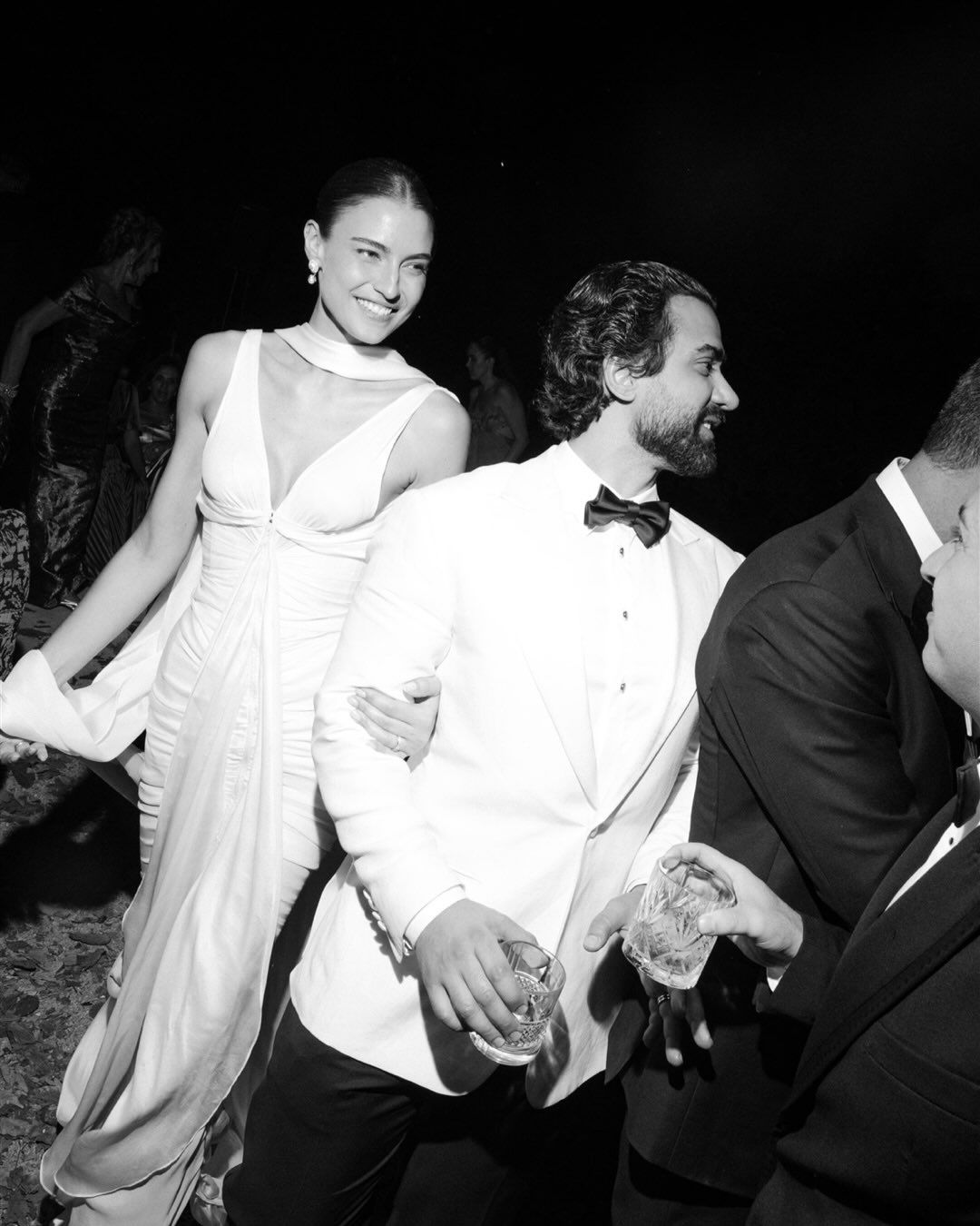 Instagram post: Exceptional monochrome bridal cover, slide 5