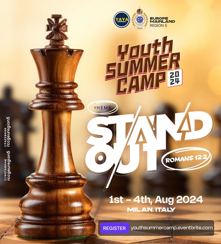 Summer Camps & Kids Activities creative ad: Wooden chess king on a blurred chessboard