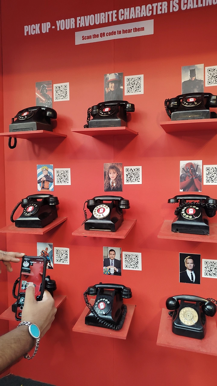Escape Rooms creative ad: Interactive phone wall invites character choice