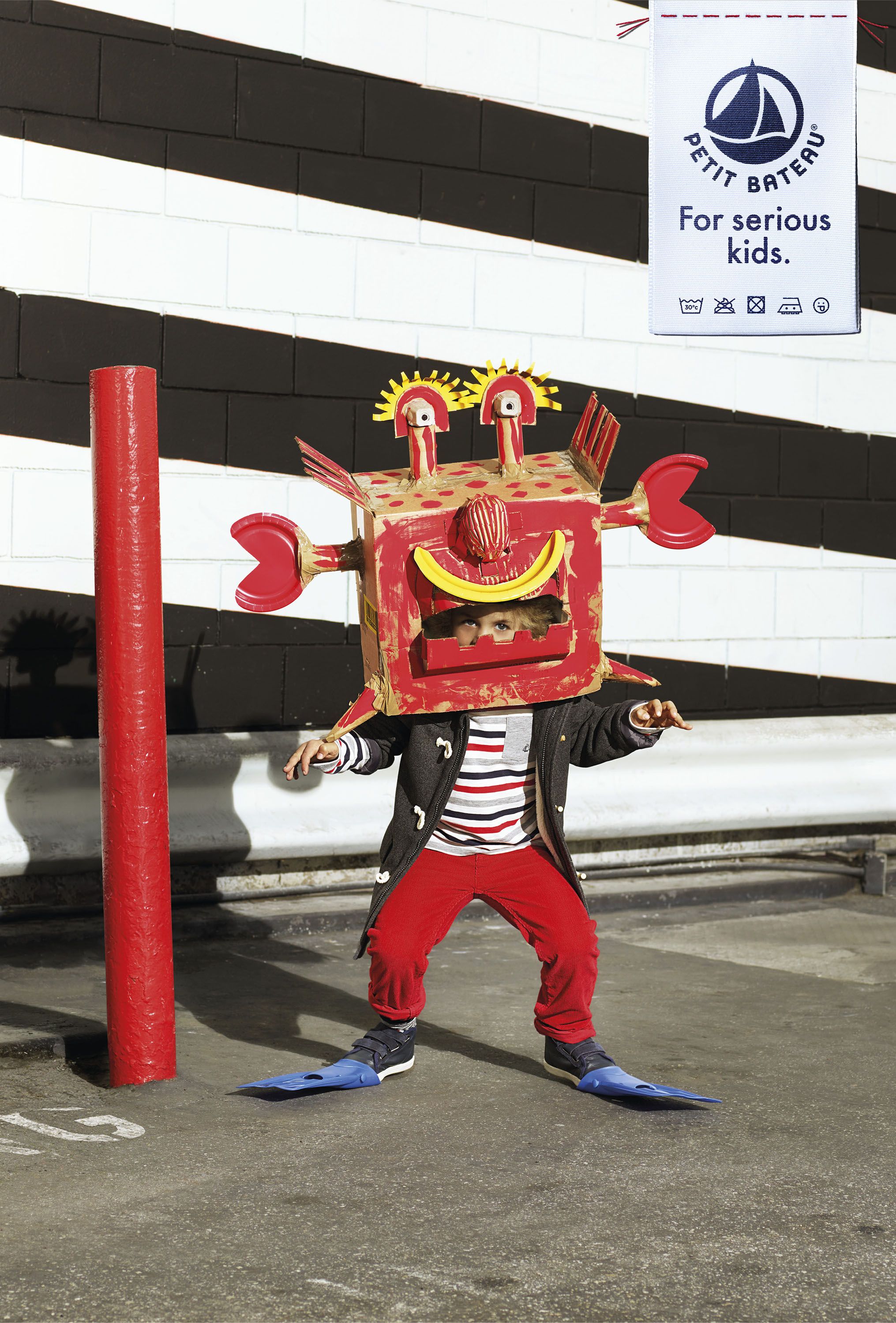 Story: Cardboard monster, 'For serious kids'