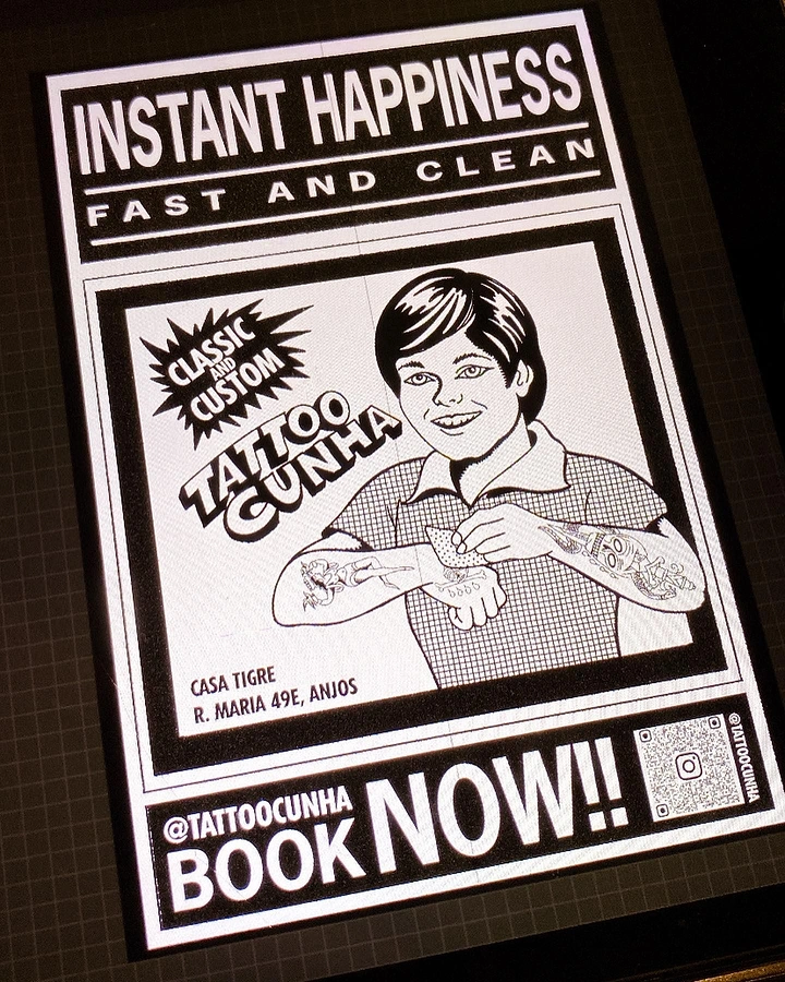 Tattoo Studios creative ad: Retro comic ad: tattoo as instant happiness
