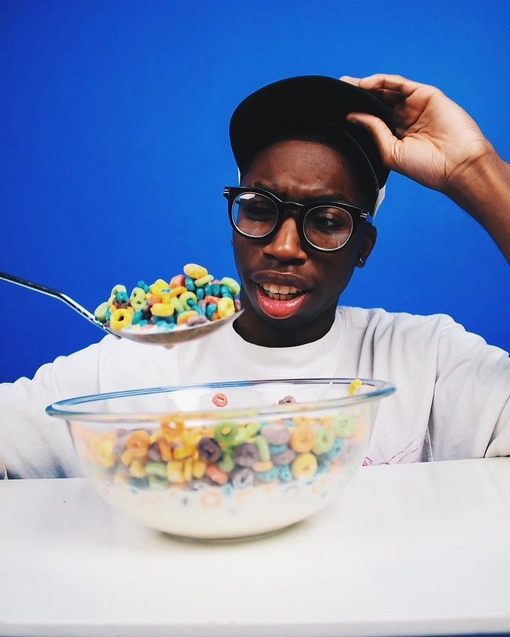 Breakfast Cereals & Oats creative ad: Expressive portrait amplifies cereal excitement
