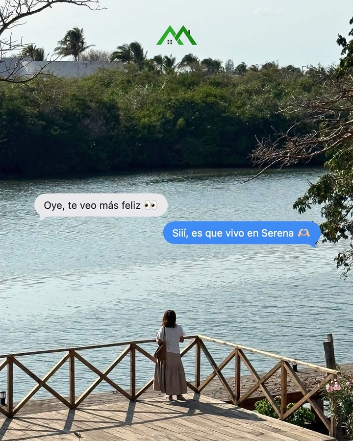 Vacation Rentals & Holiday Homes creative ad: Chat bubbles sell happier stays