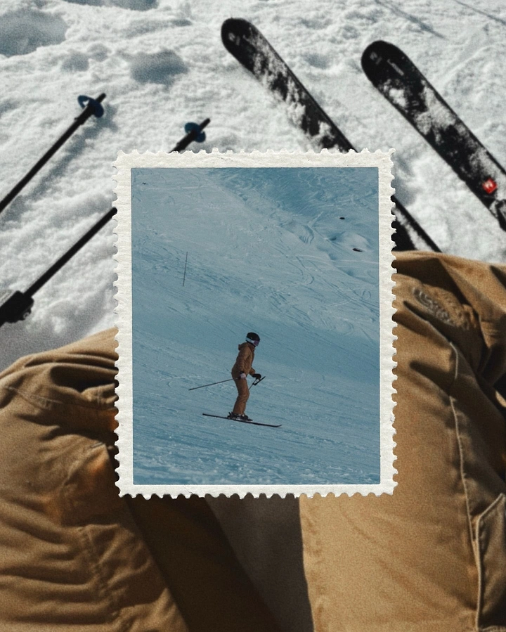 Adventure Sports & Trekking creative ad: Postcard frame turns ski scene into keepsake