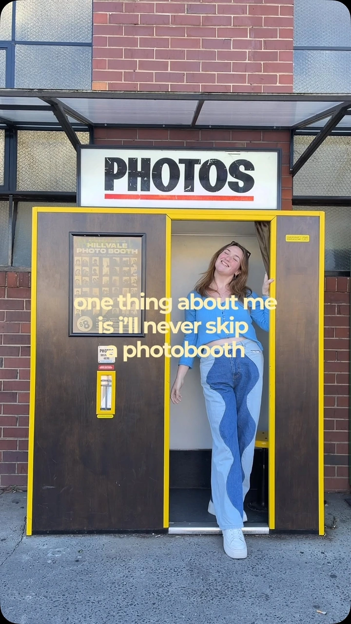 Photo Booth Rentals creative ad: Witty copy turns booth into personal statement