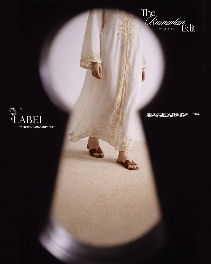 Ramadan creative ad: Model in gold-embroidered white kaftan seen through a keyhole