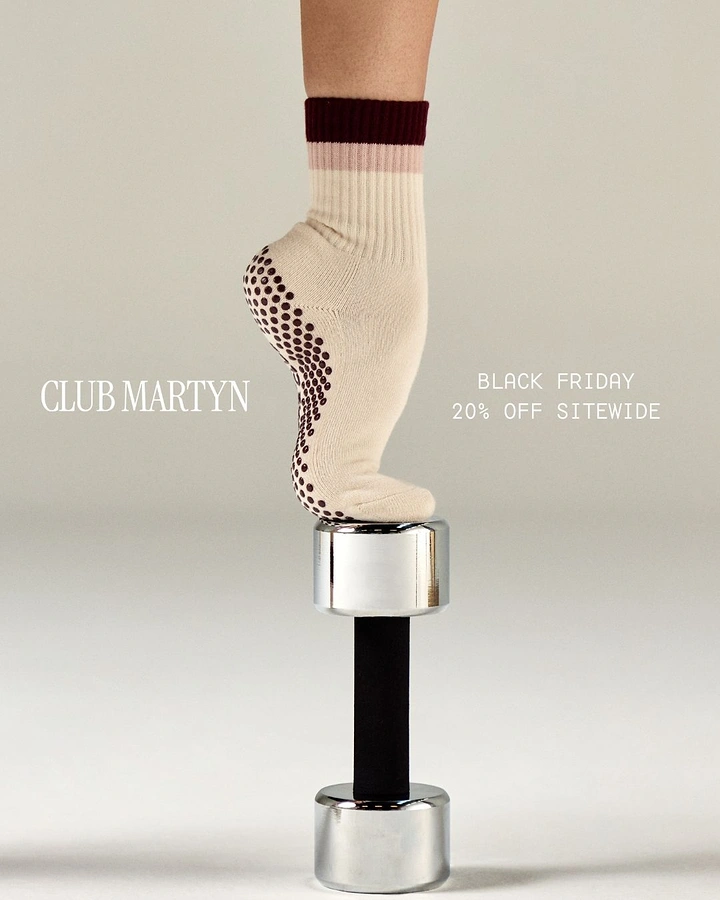 Socks Brands creative ad: Sock balances on dumbbell metaphor