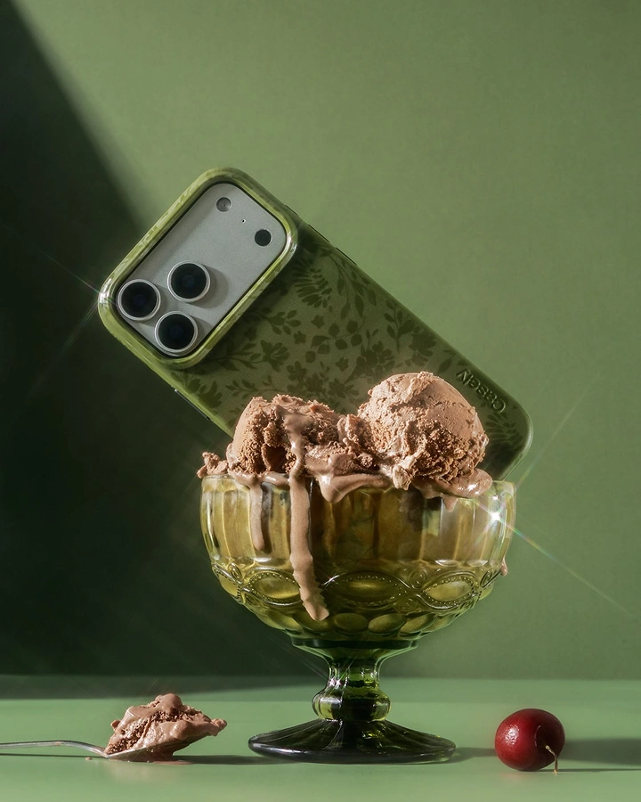 Phone Cases & Mobile Accessories creative ad: Case replaces dessert centerpiece