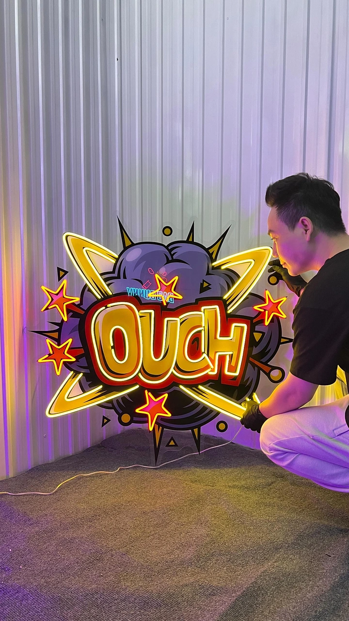 Signage & Sign Makers creative ad: Comic wall graphic creates playful impact