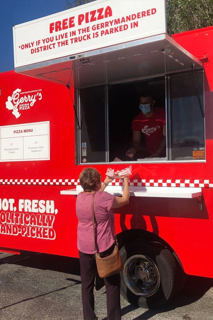 Cloud Kitchens & Food Trucks creative ad: Witty gerrymandered free pizza truck copy