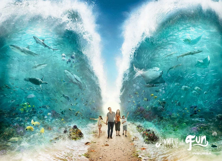 Aquarium Shops creative ad: Parted sea walkway, Moses metaphor