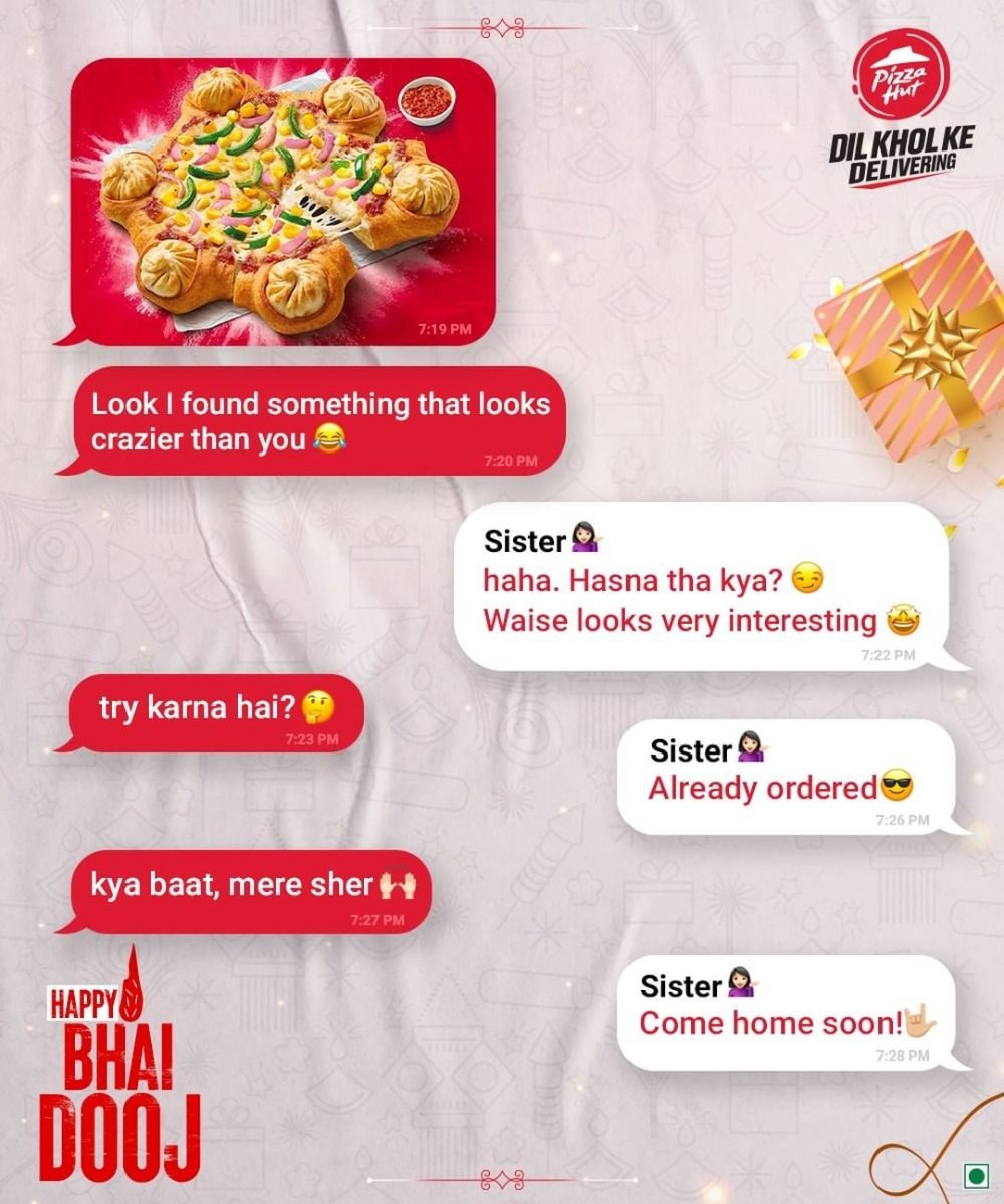 Chat conversation between siblings about a momo-crust pizza