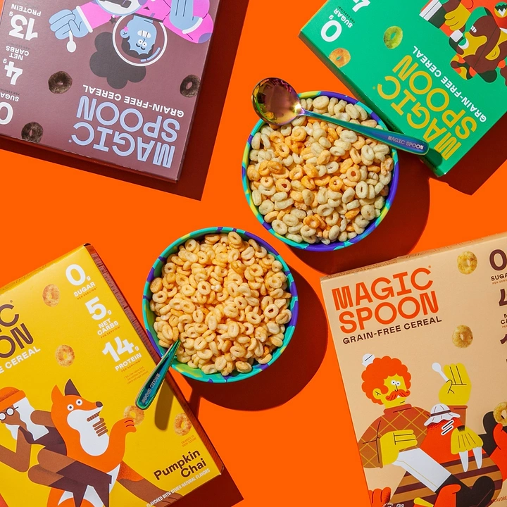 Breakfast Cereals & Oats creative ad: Rotated packages create playful cereal pattern