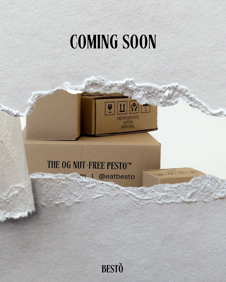 Sauces & Condiments creative ad: Kraft shipping boxes revealed through torn paper