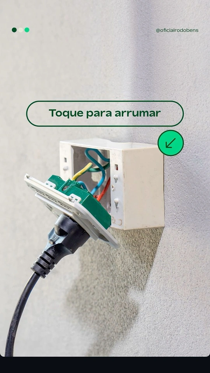 Electricians creative ad: Loose socket with 'tap to fix' button