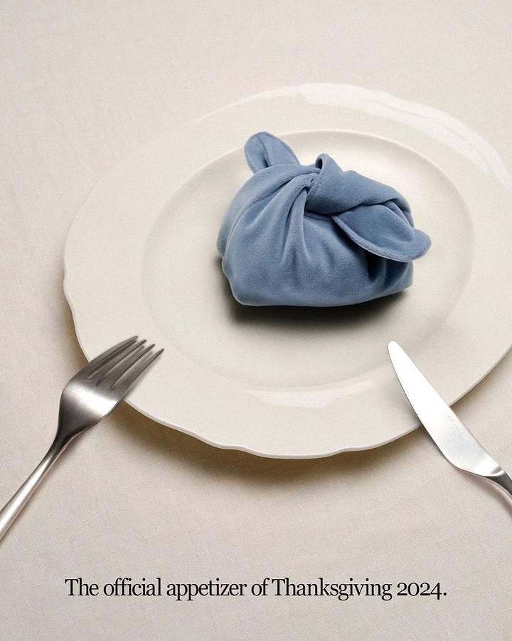 Thanksgiving creative ad: Knotted napkin as 'official appetizer' joke