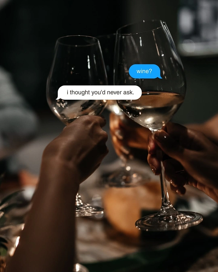 Bars & Pubs creative ad: Conversation bubbles create witty wine invitation