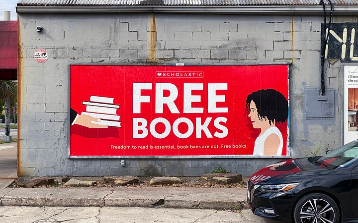 Bookstores creative ad: 'Free Books' pun against book bans