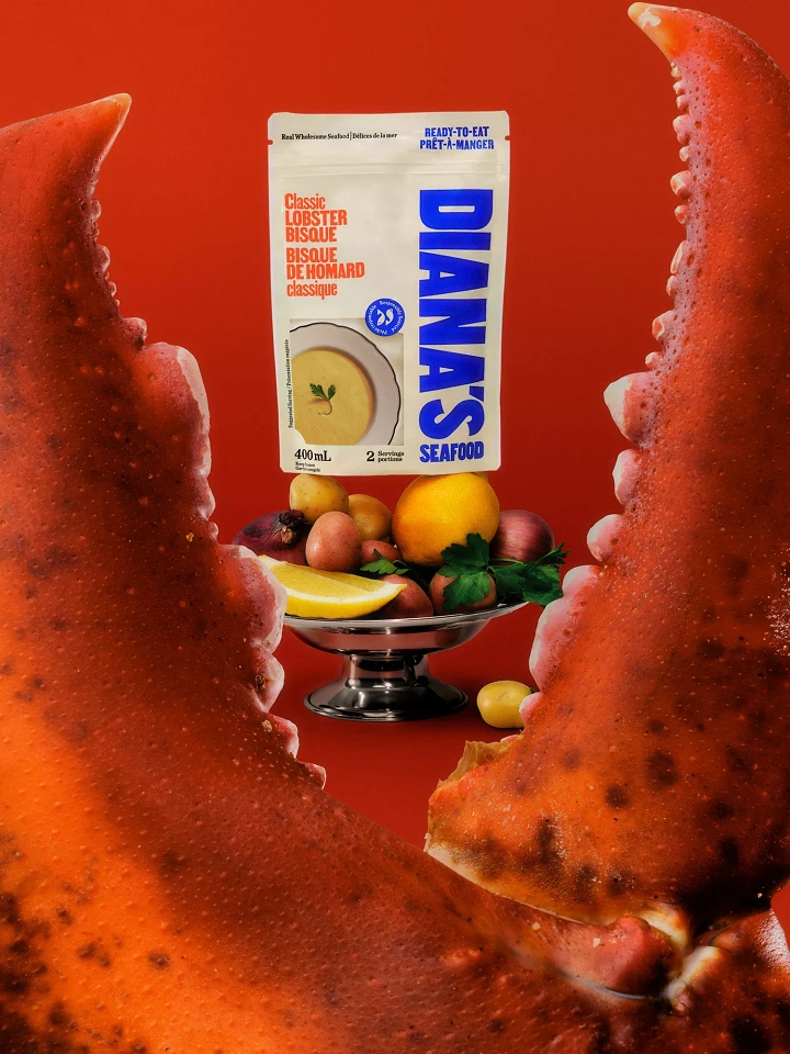 Seafood Restaurants creative ad: Lobster claws frame the seafood product