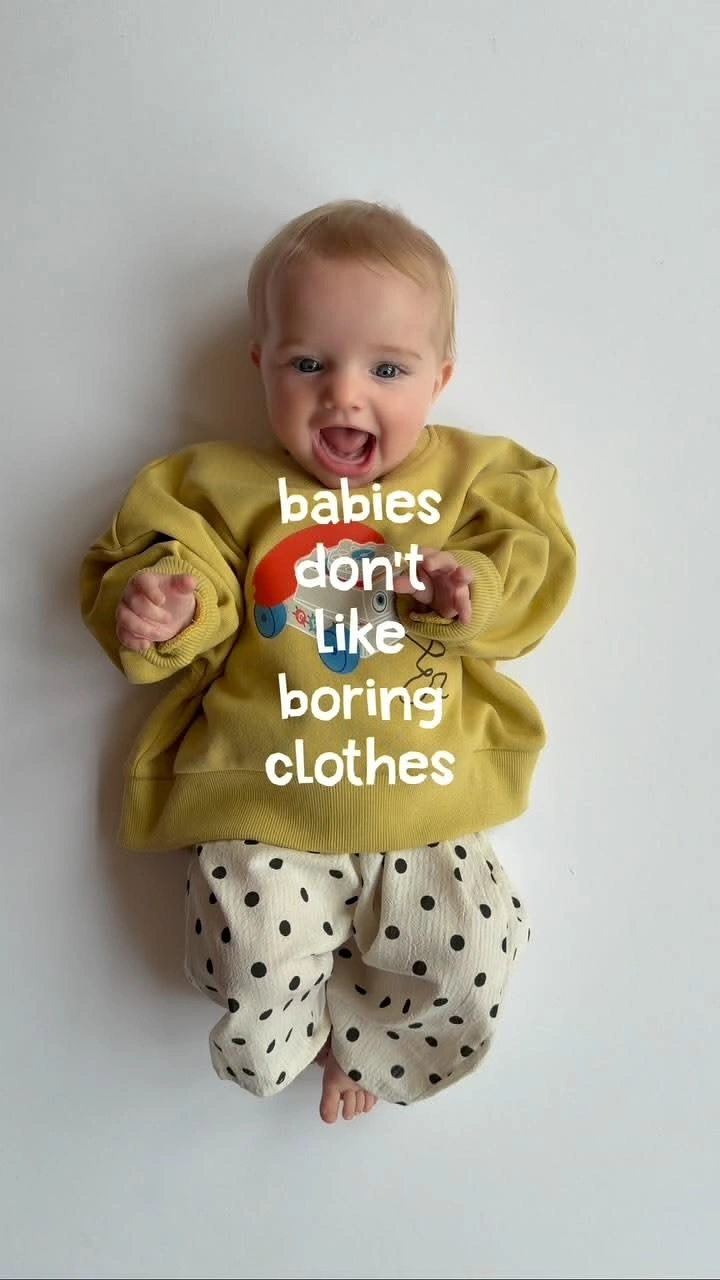 Kids Clothing creative ad: Witty 'babies don't like boring clothes' copy
