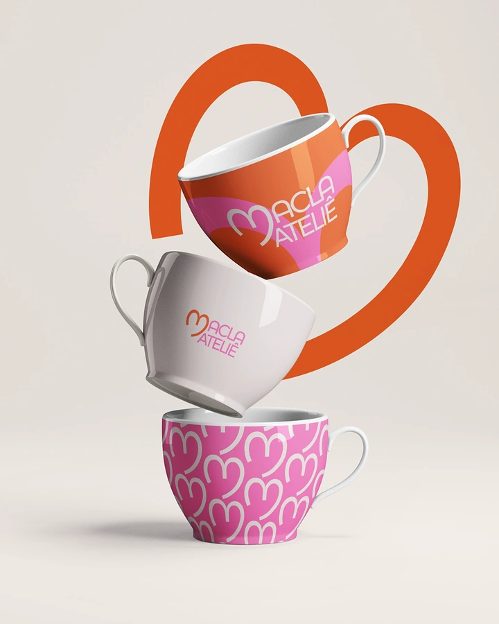 Tumblers, Flasks & Drinkware creative ad: Cup handles form memorable heart metaphor