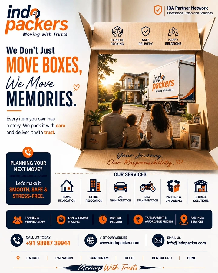 Movers & Packers creative ad: House inside box: moving memories copy
