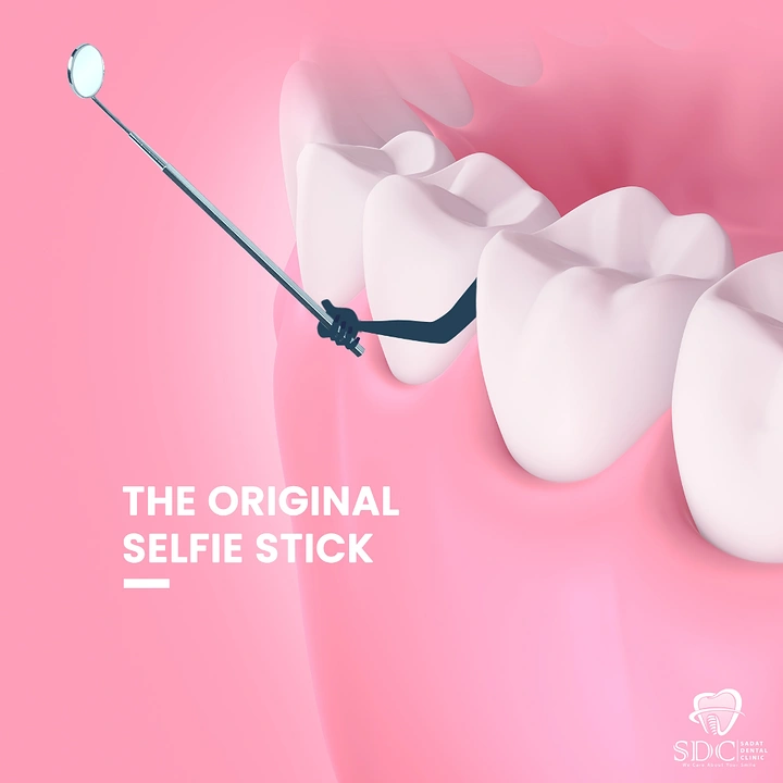 Dental creative ad: 3D tooth holding a dental mirror like a selfie stick