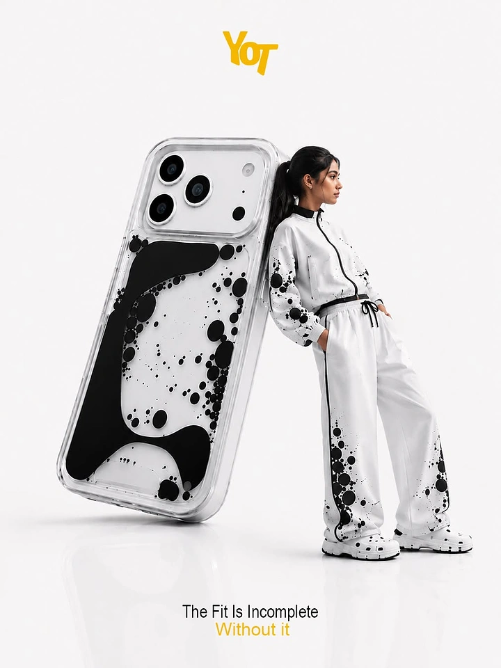Phone Cases & Mobile Accessories creative ad: Case completes the coordinated fashion outfit