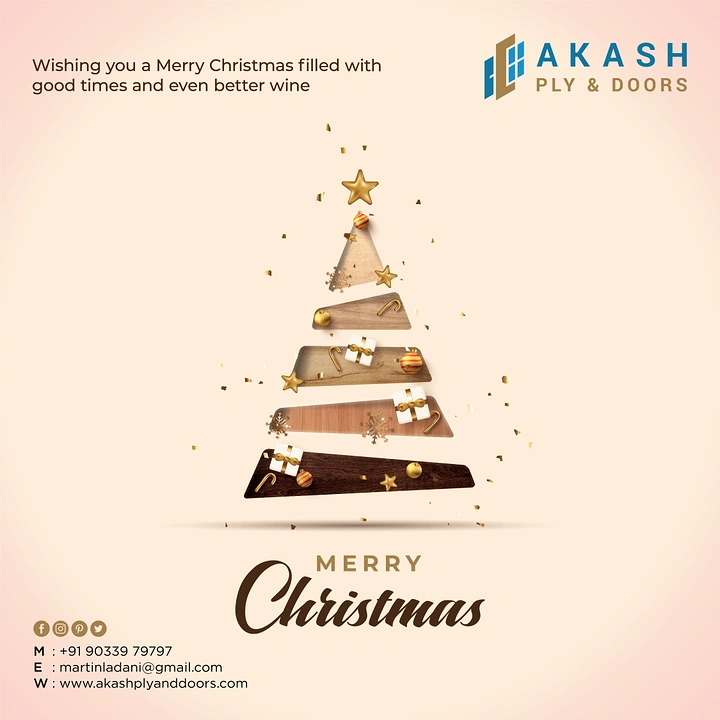 Christmas creative ad: Christmas tree built from wood veneer slabs