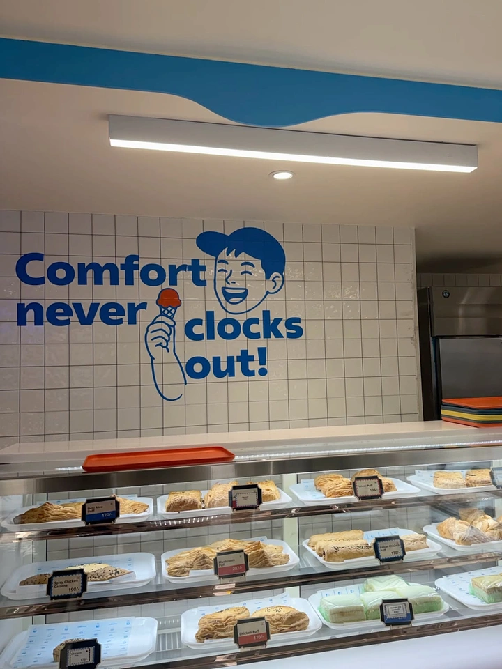 Cloud Kitchens & Food Trucks creative ad: 'Comfort never clocks out' kitchen wall