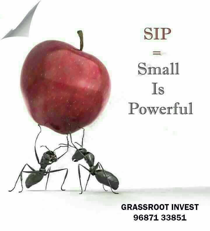 Stock Brokers & Investing creative ad: Ants carrying apple: small is powerful