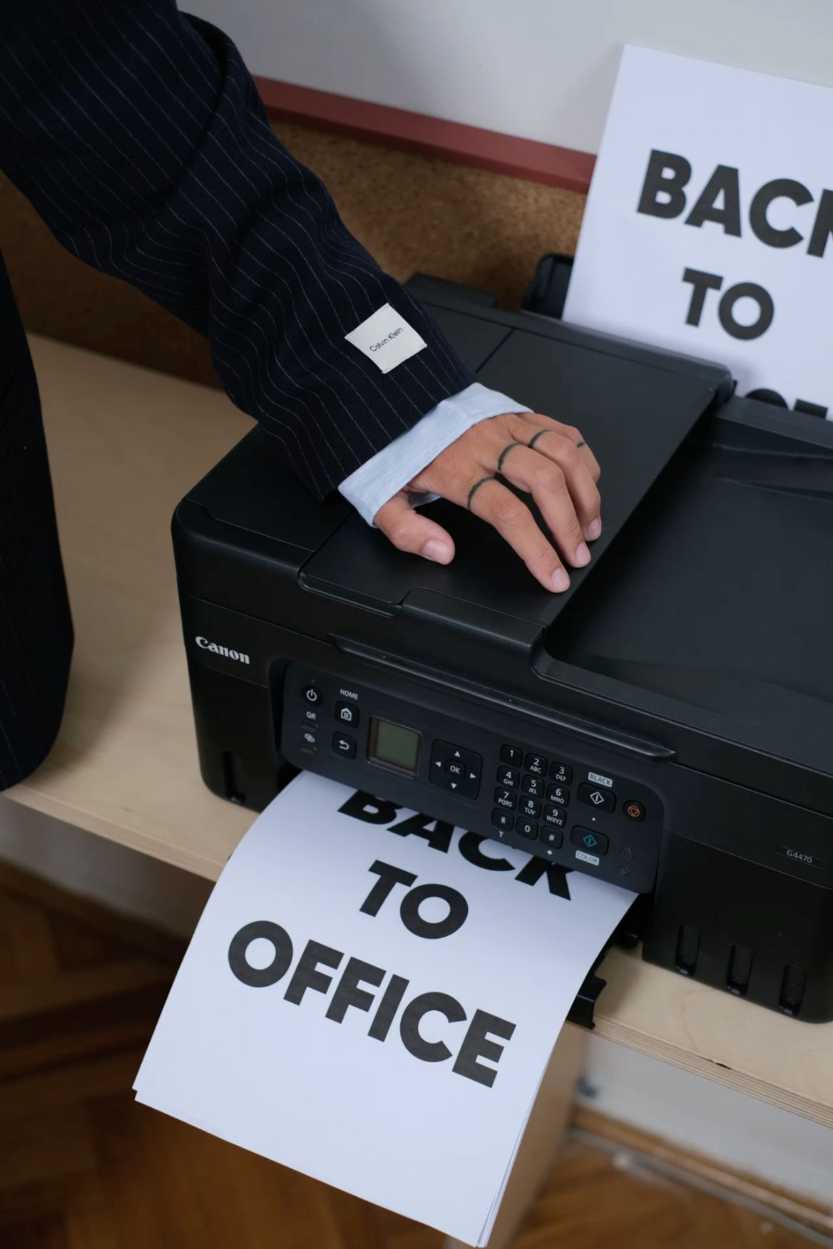 Story: Printer outputs Back to Office message