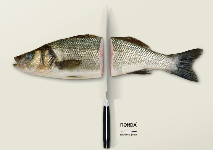 Seafood Restaurants creative ad: Split fish and knife create visual pun